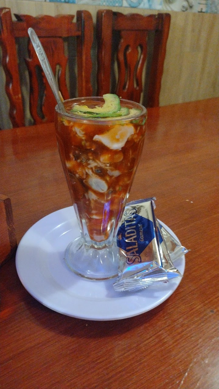 El Güero Marisquero image 2