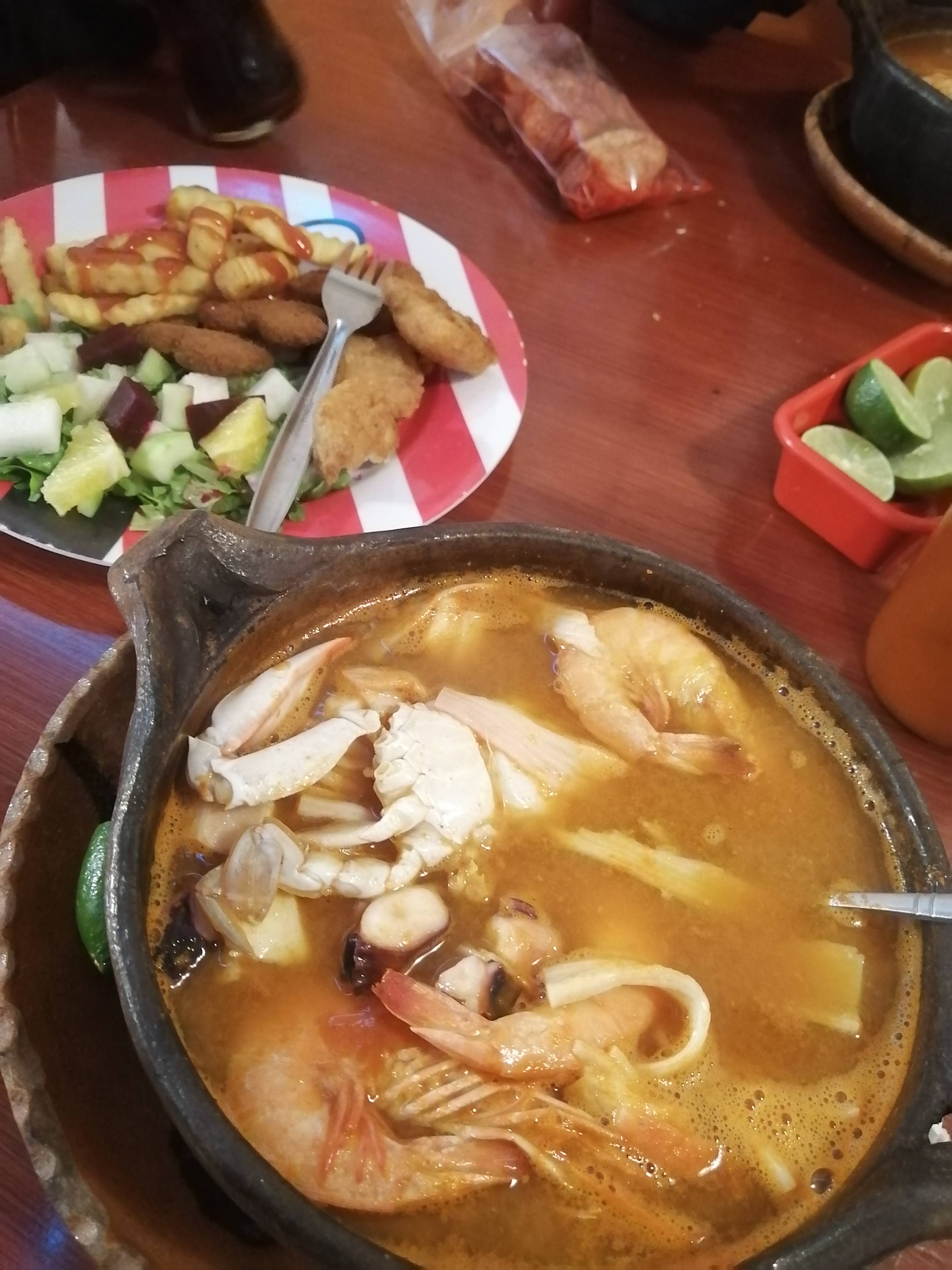 El Güero Marisquero image 6