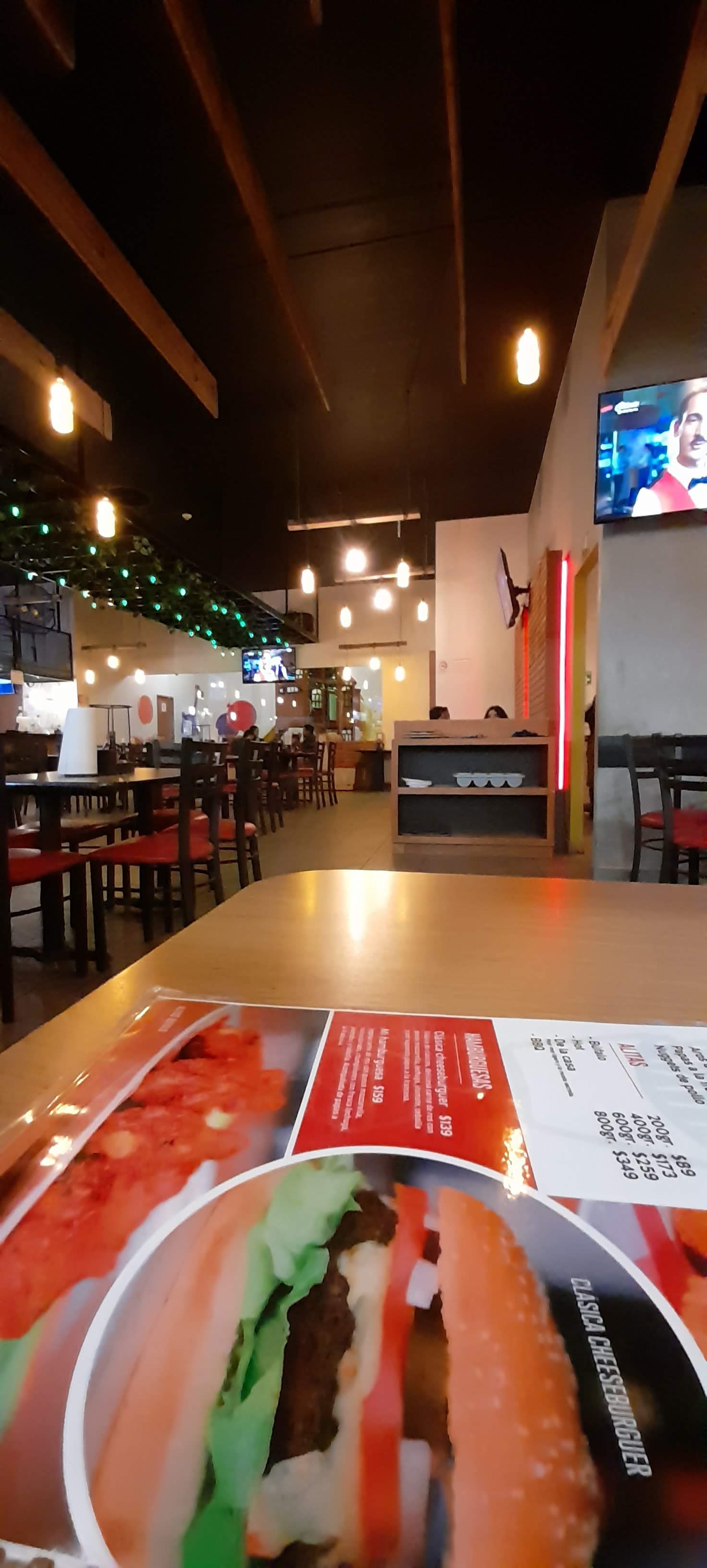 Focaccia, Wings & Beer image 4