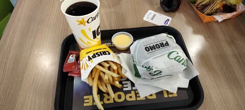 CARL'S JR. image 2