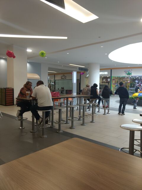 CARL'S JR. image 7