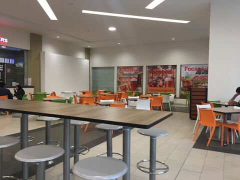 CARL'S JR. image 8