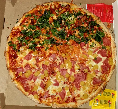 Sal's Pizzería Ayometla image 4