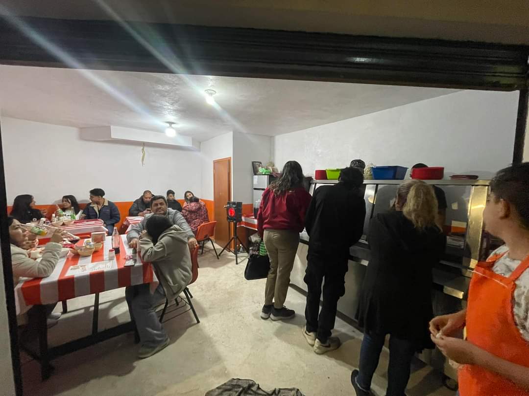 Taquería "El Tío" image 8
