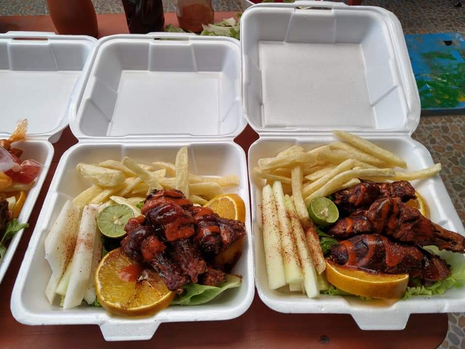 Carpitas Burger image 3
