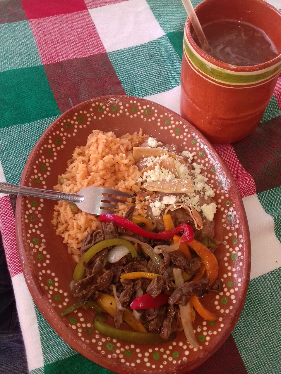 Fonda y taqueria "El Comal" image 6