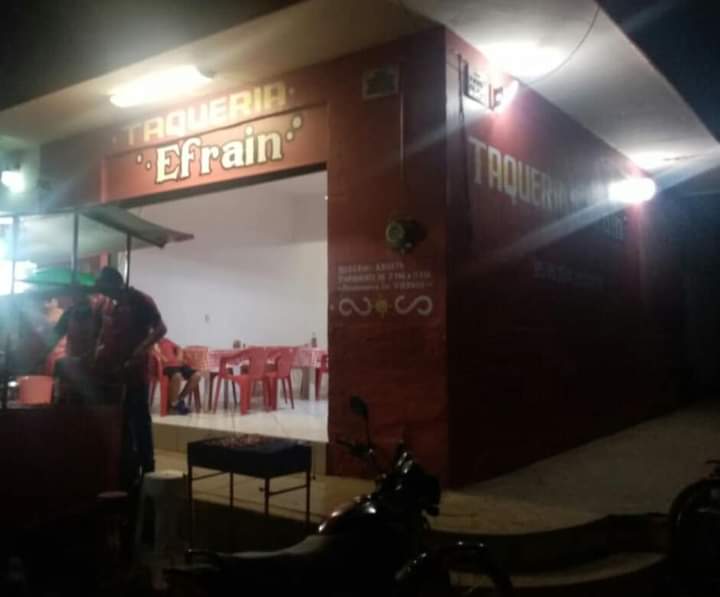 Taquería Efrain image 6