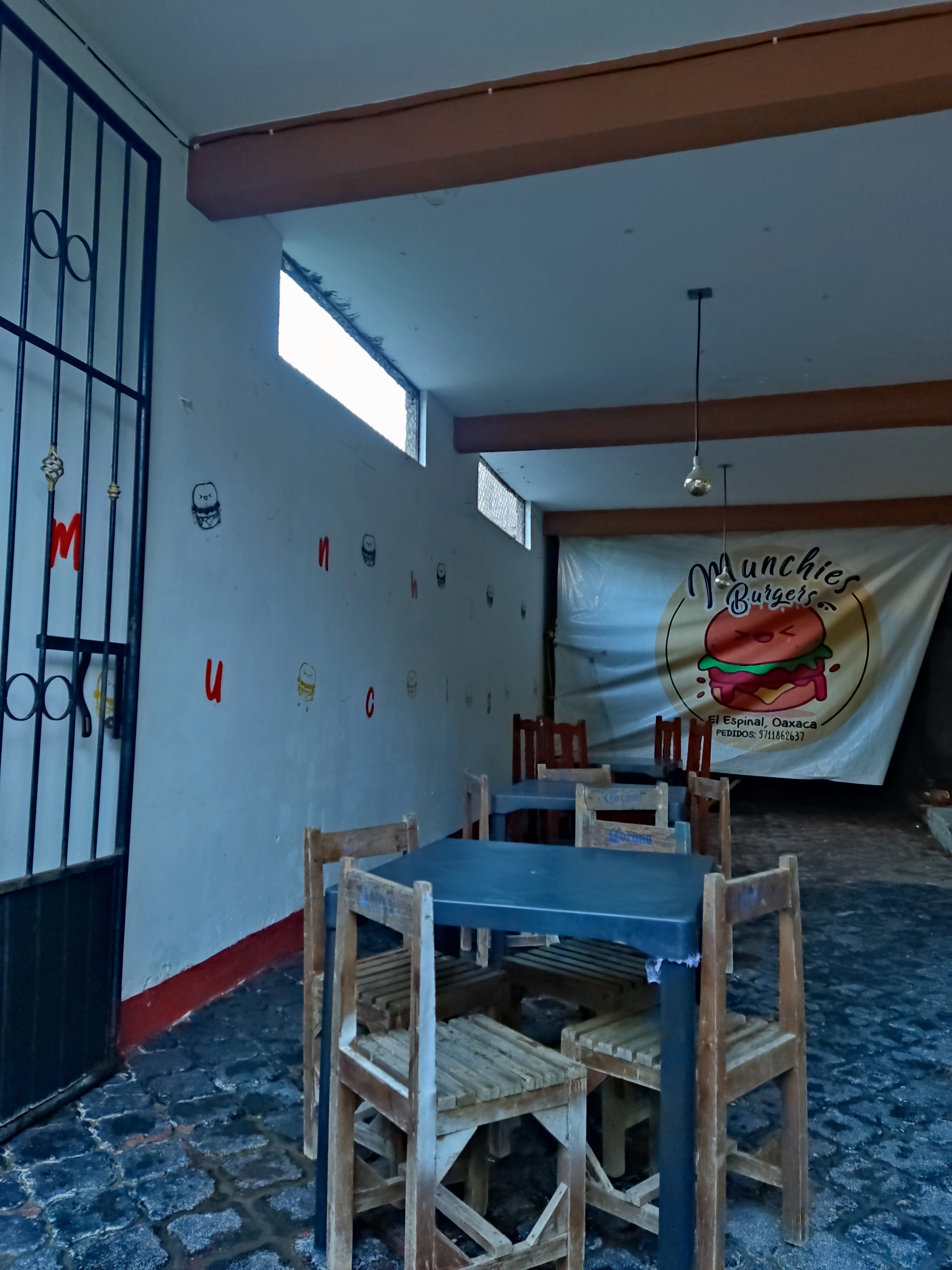 Munchies Burger image 4