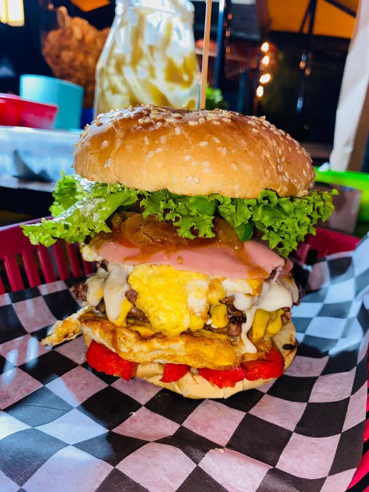 The Big Show Burgers image 1