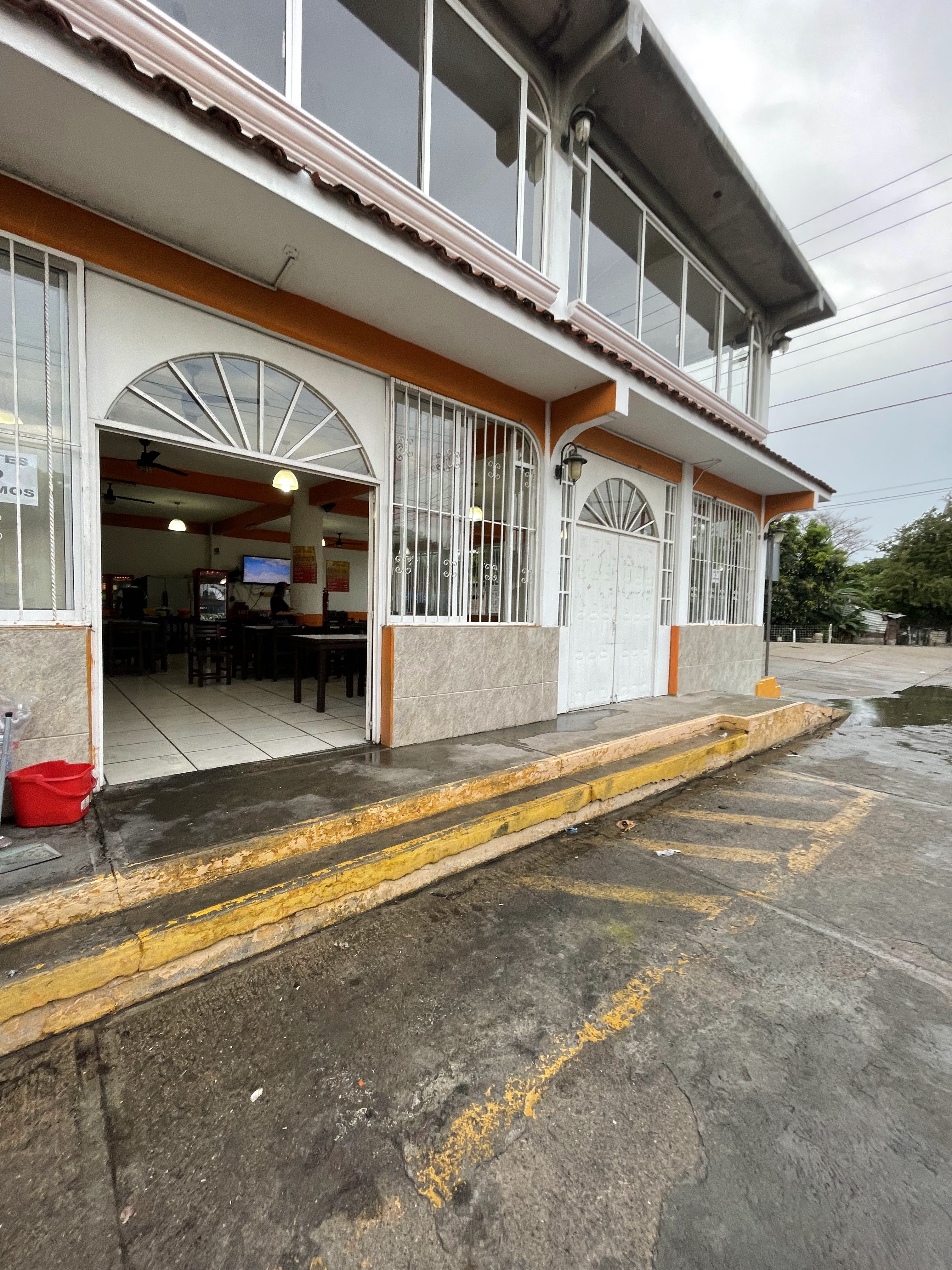 La Leña Poblana image 7