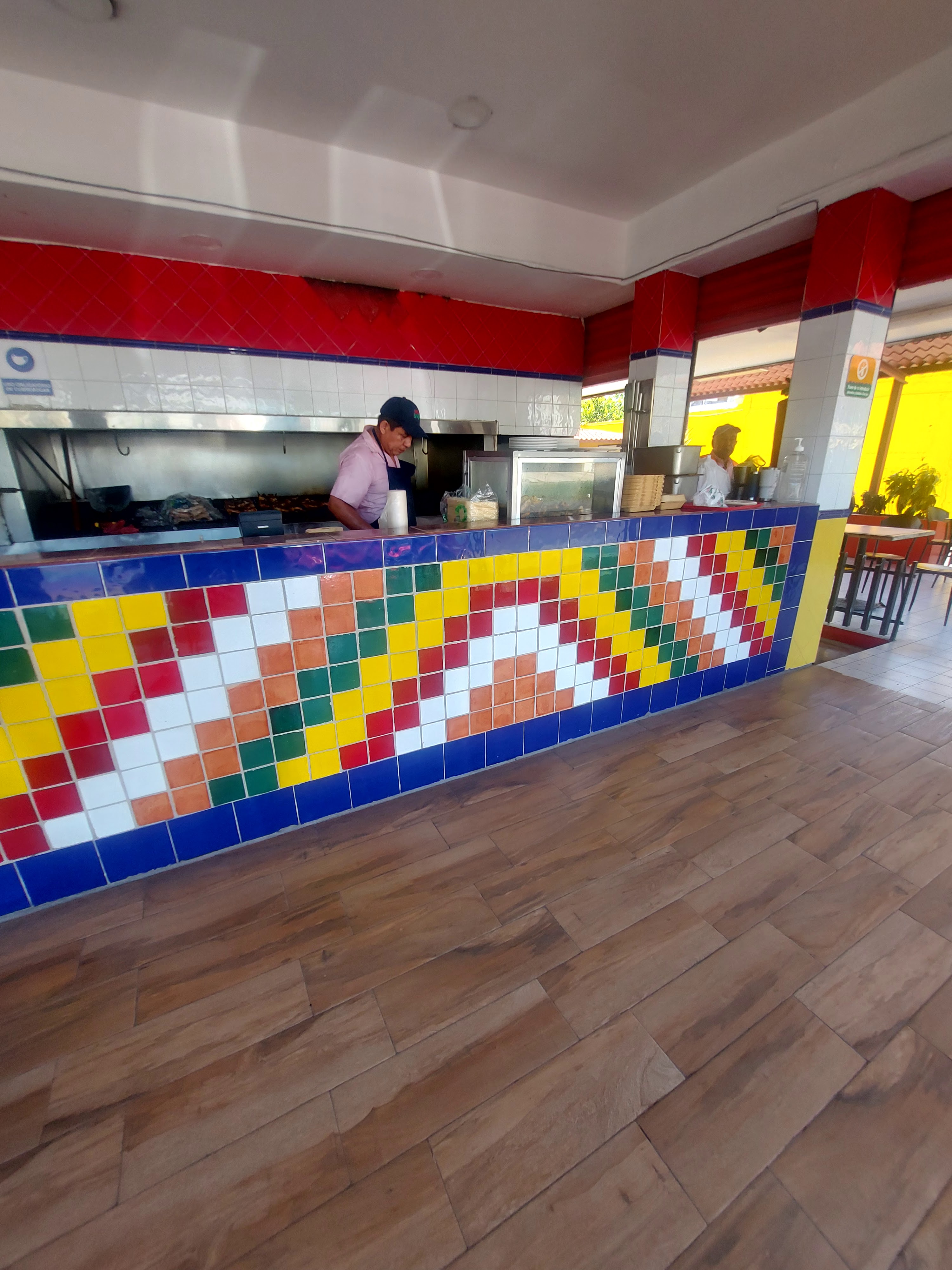 Pollo Brujo Nápoles image 10