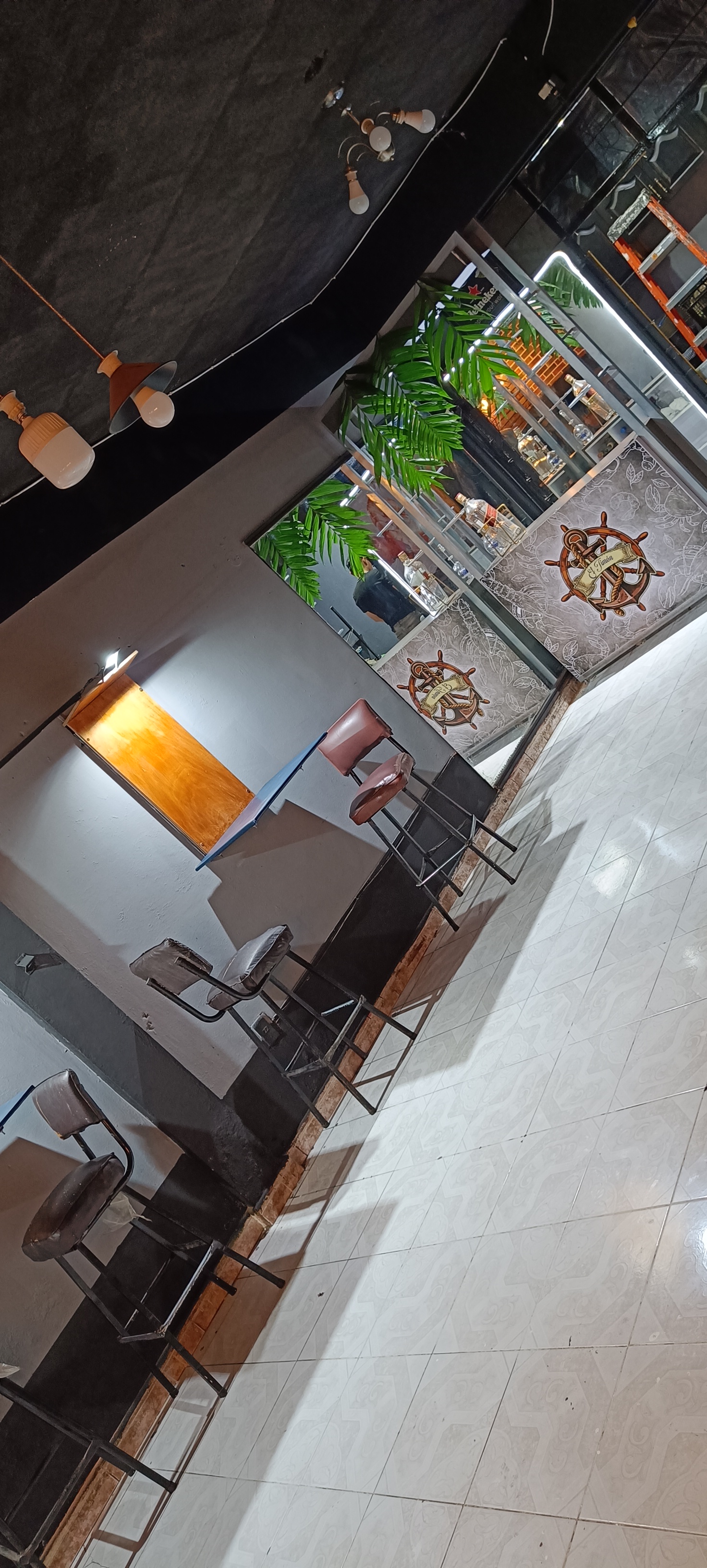 Mariscos El Timón image 1