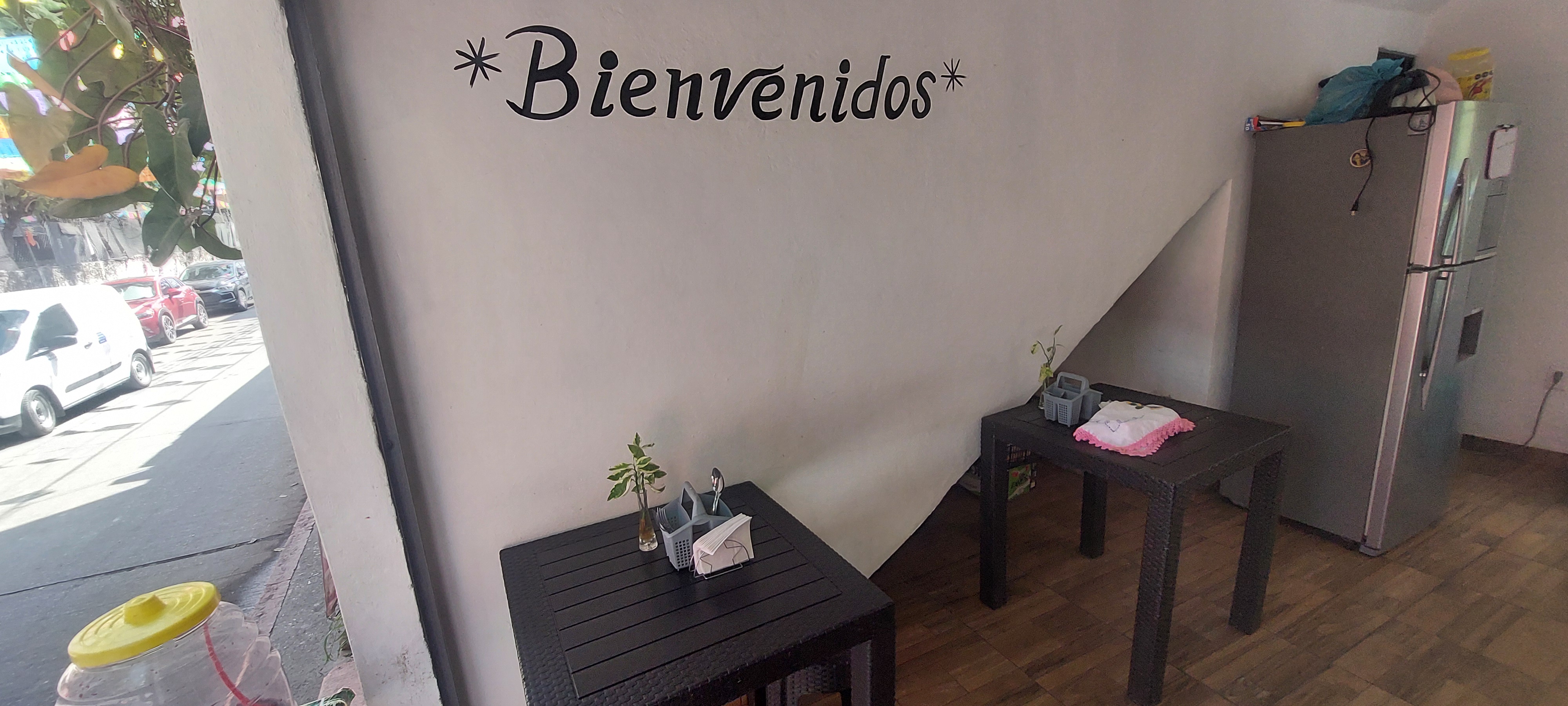 La Divina Comedera image 2