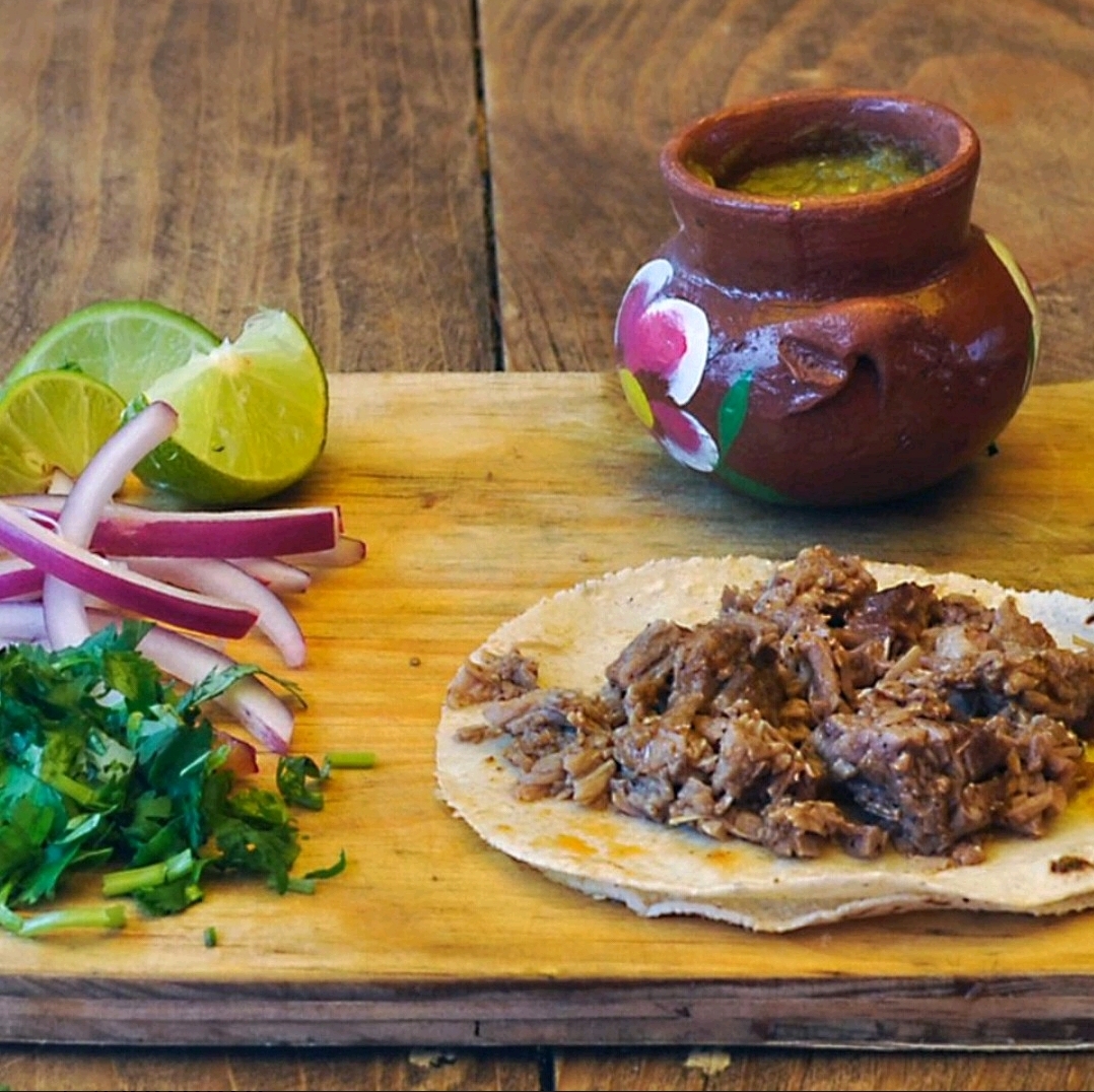 Tacos de Barbacoa de Res Calentanos image 1
