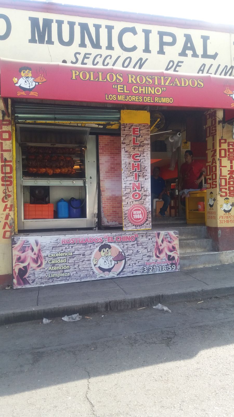 Pollos Rostizados " El Chino " image 1
