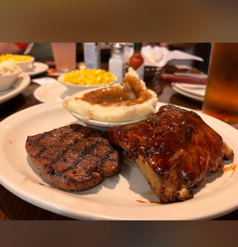 Texas Roadhouse Santa Fe image 6