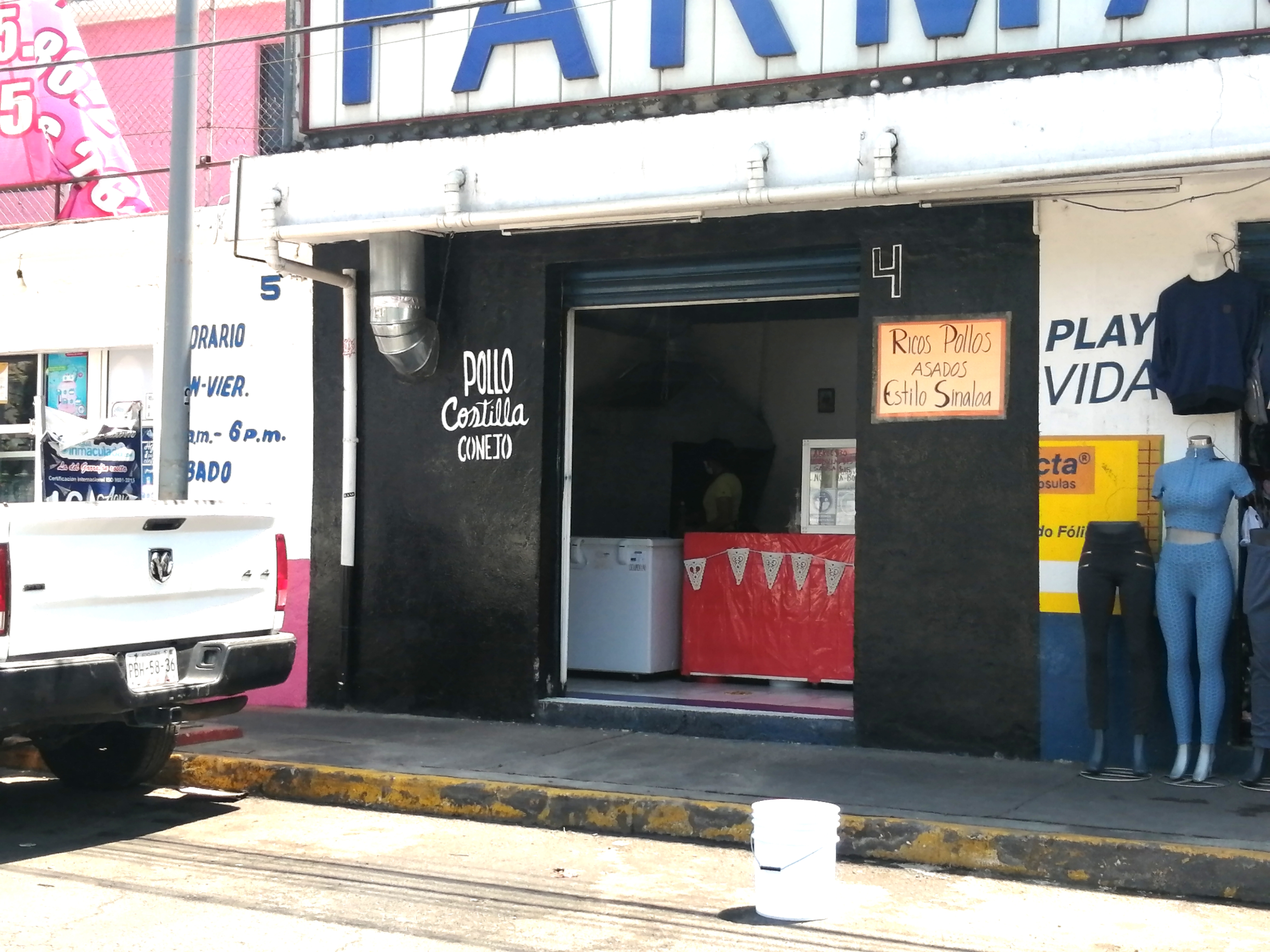 Pollos Estilo Sinaloa, Asados Bocanegra image 4