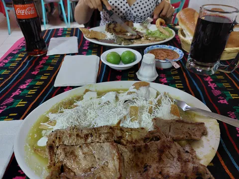 El Sazón image 4