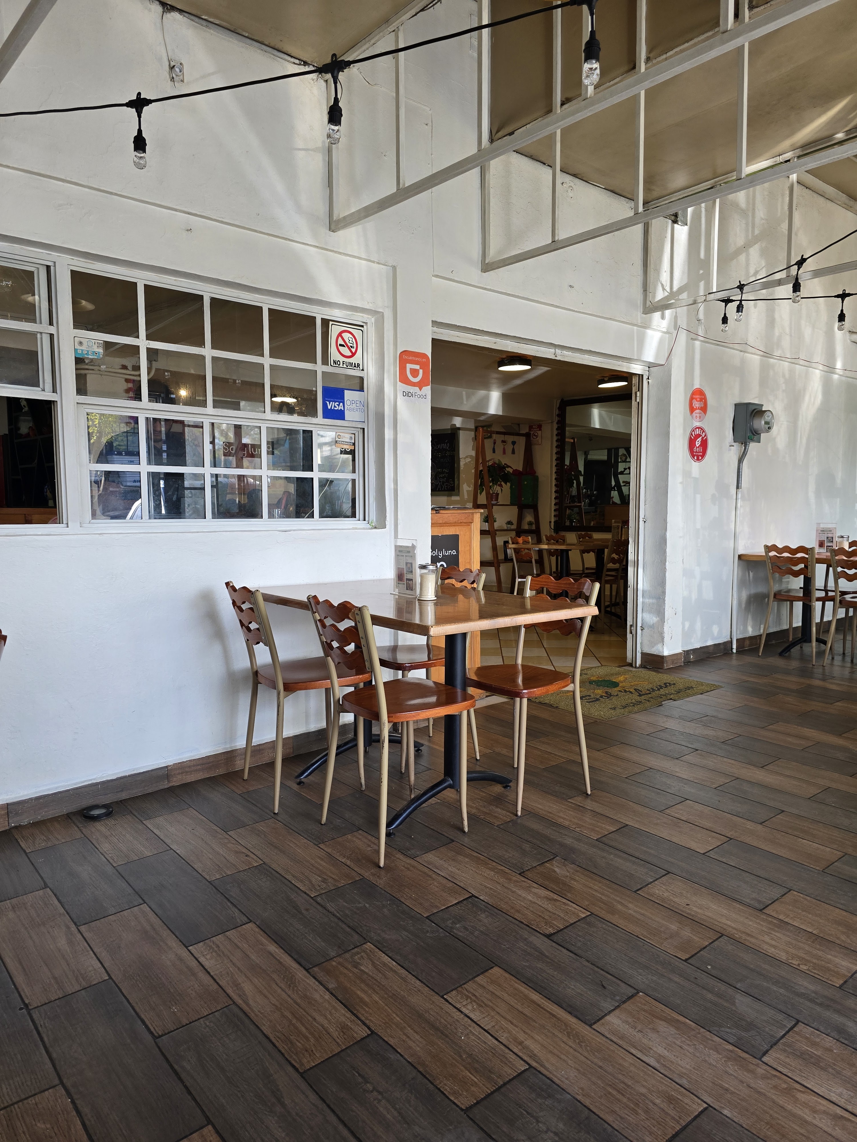 Sol Y Luna Boulevard image 8