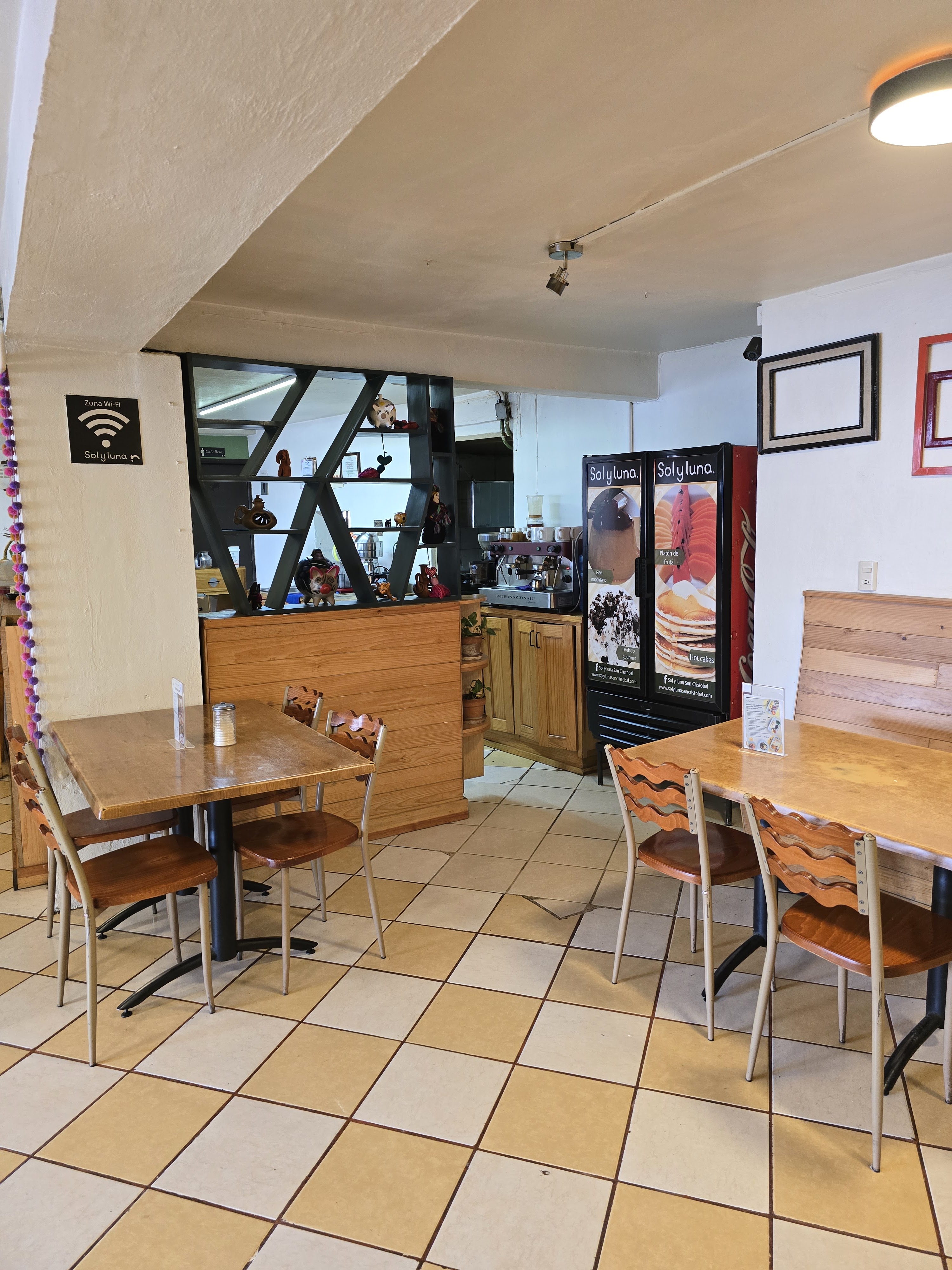 Sol Y Luna Boulevard image 9