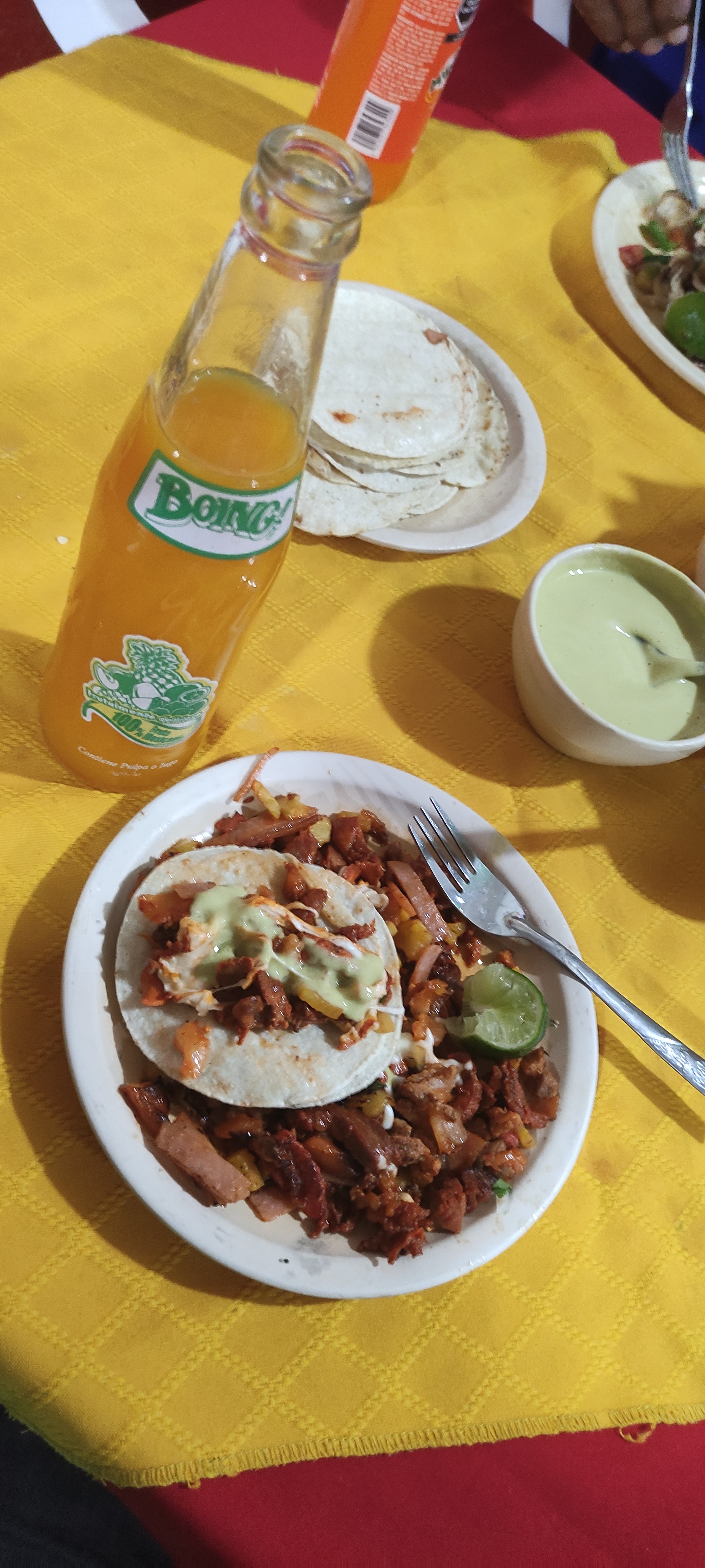 Taquería continental image 4