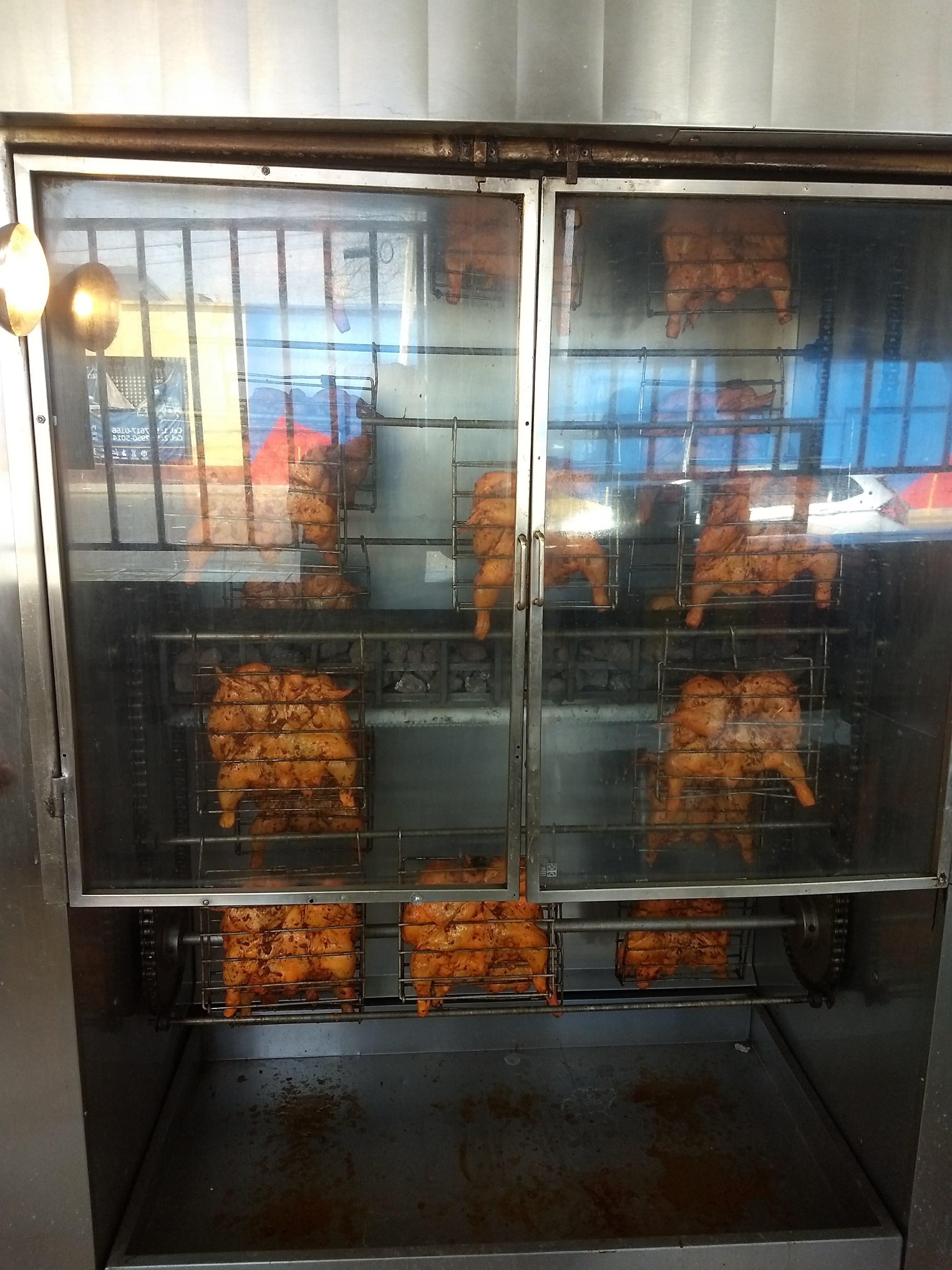 Rosticería Molinos Eje 3 image 6