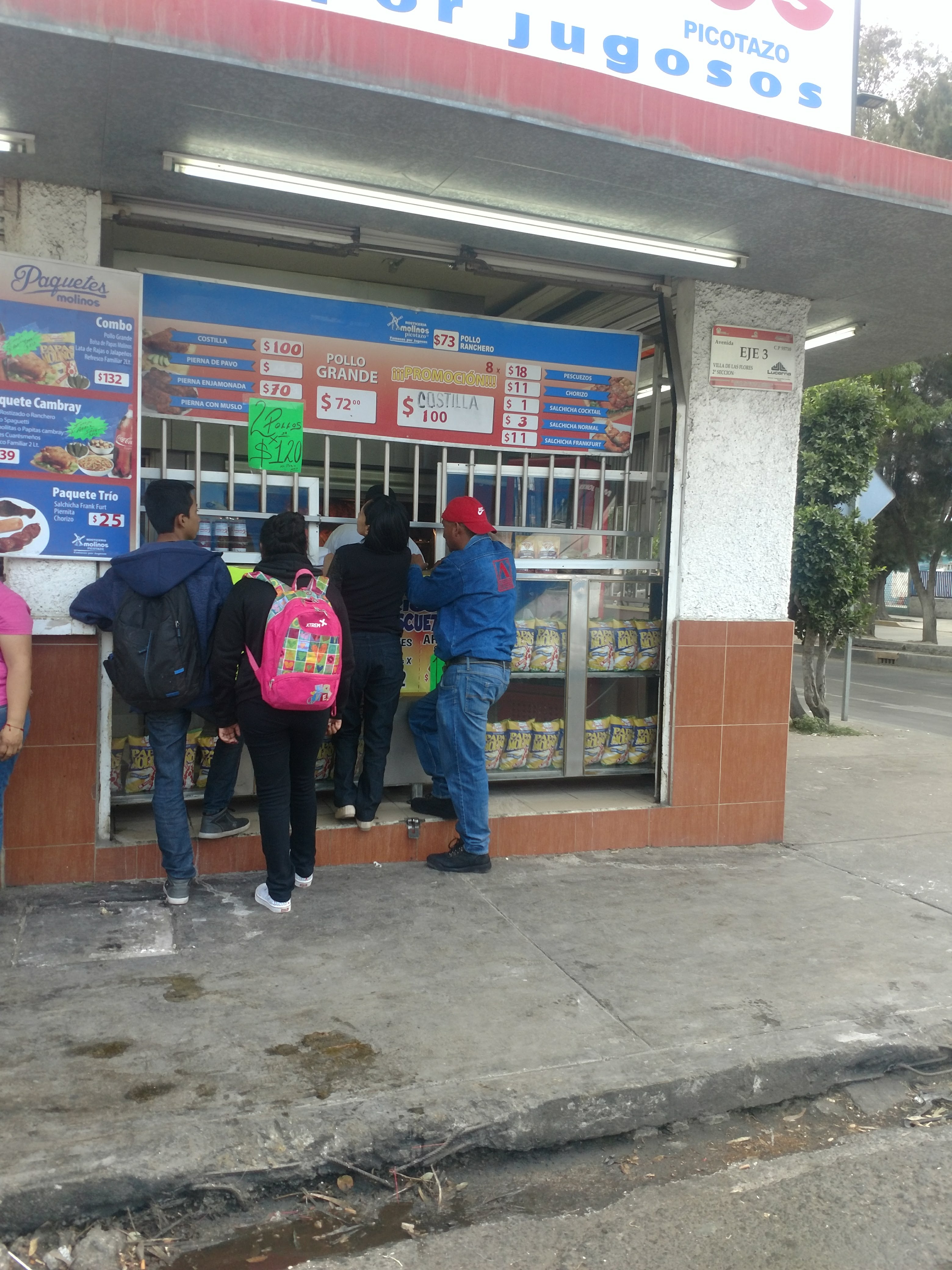 Rosticería Molinos Eje 3 image 8