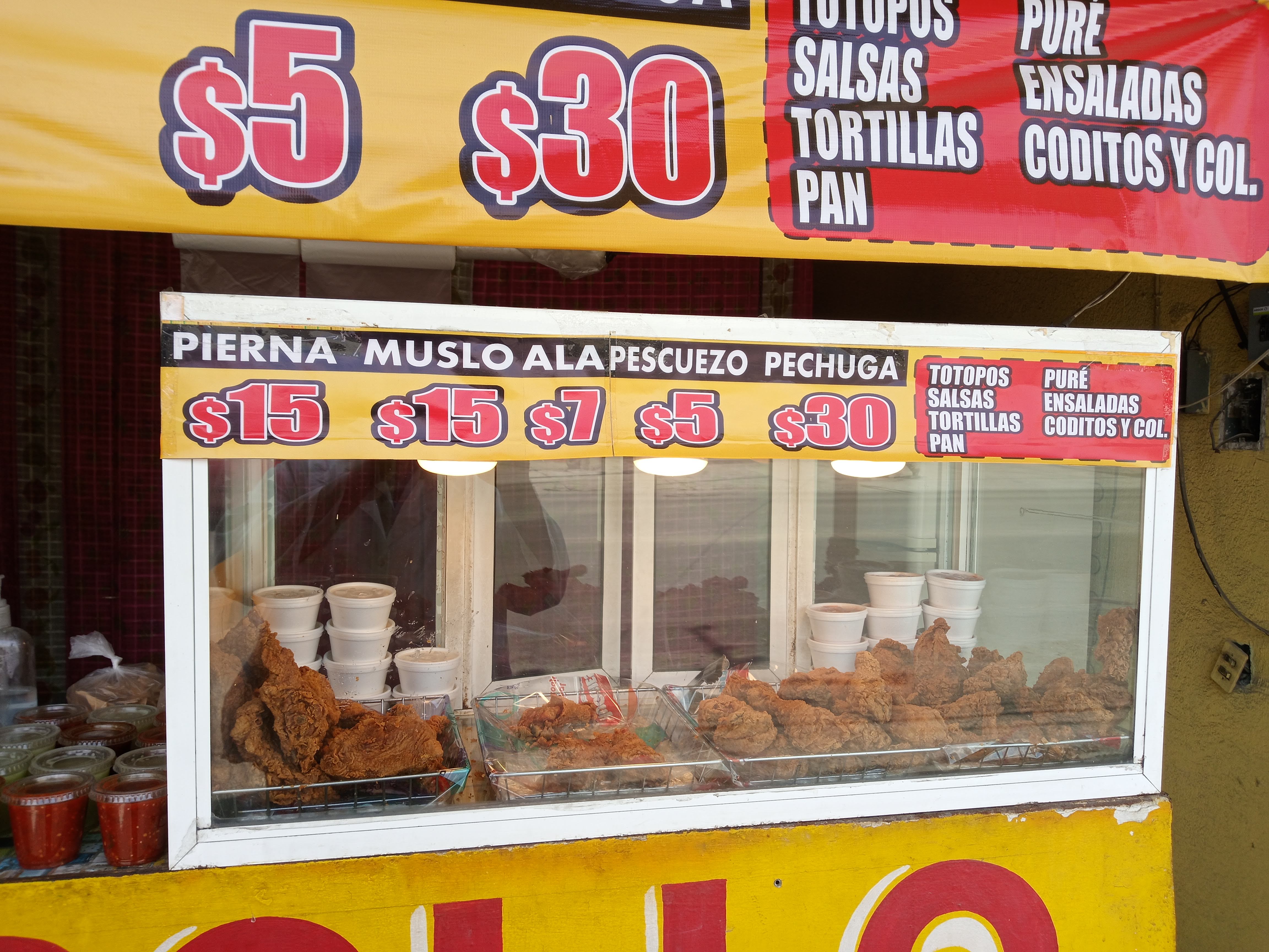 Pollo Frito Los Cuates image 7