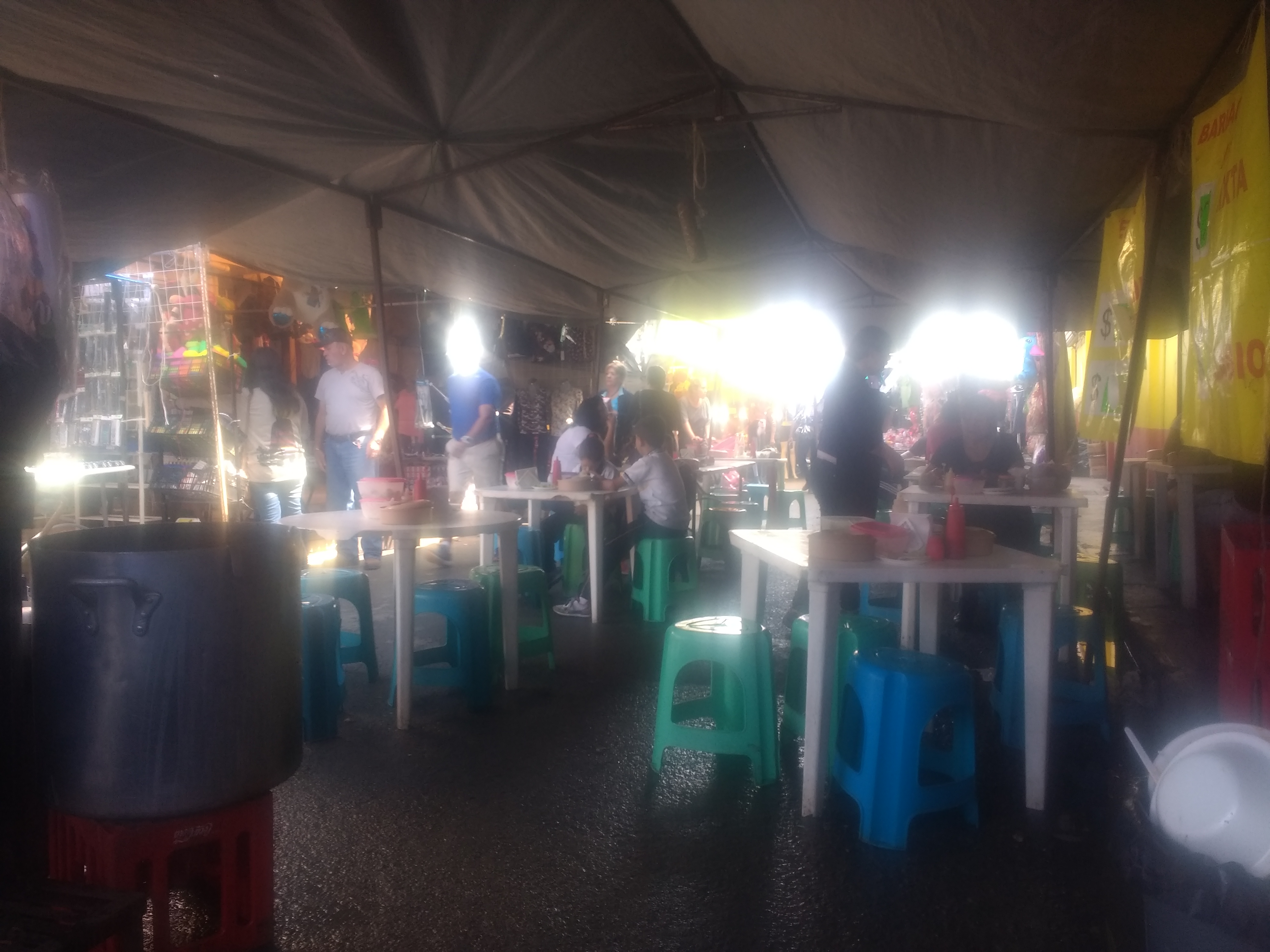 Mercado Del Jueves image 1