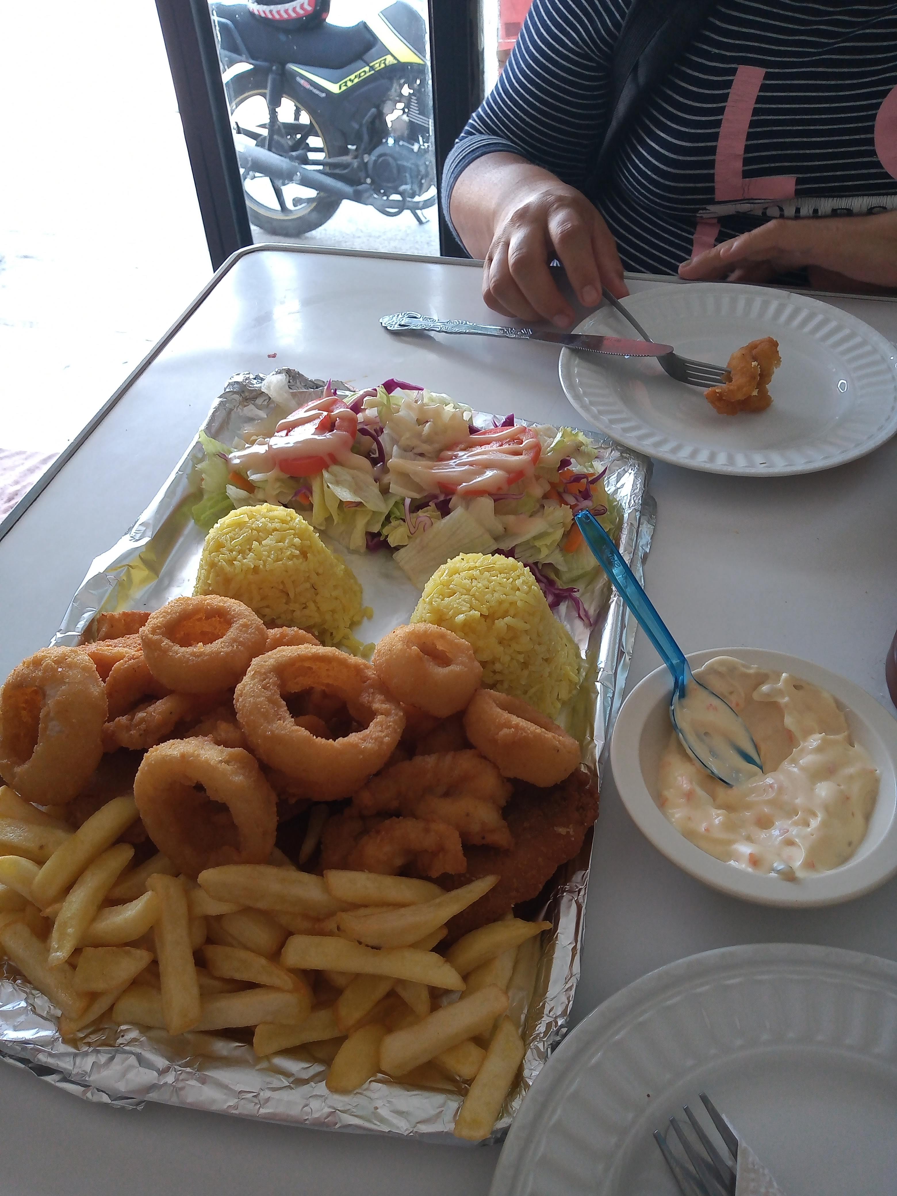 MARISCOS LA RANITA'S image 6