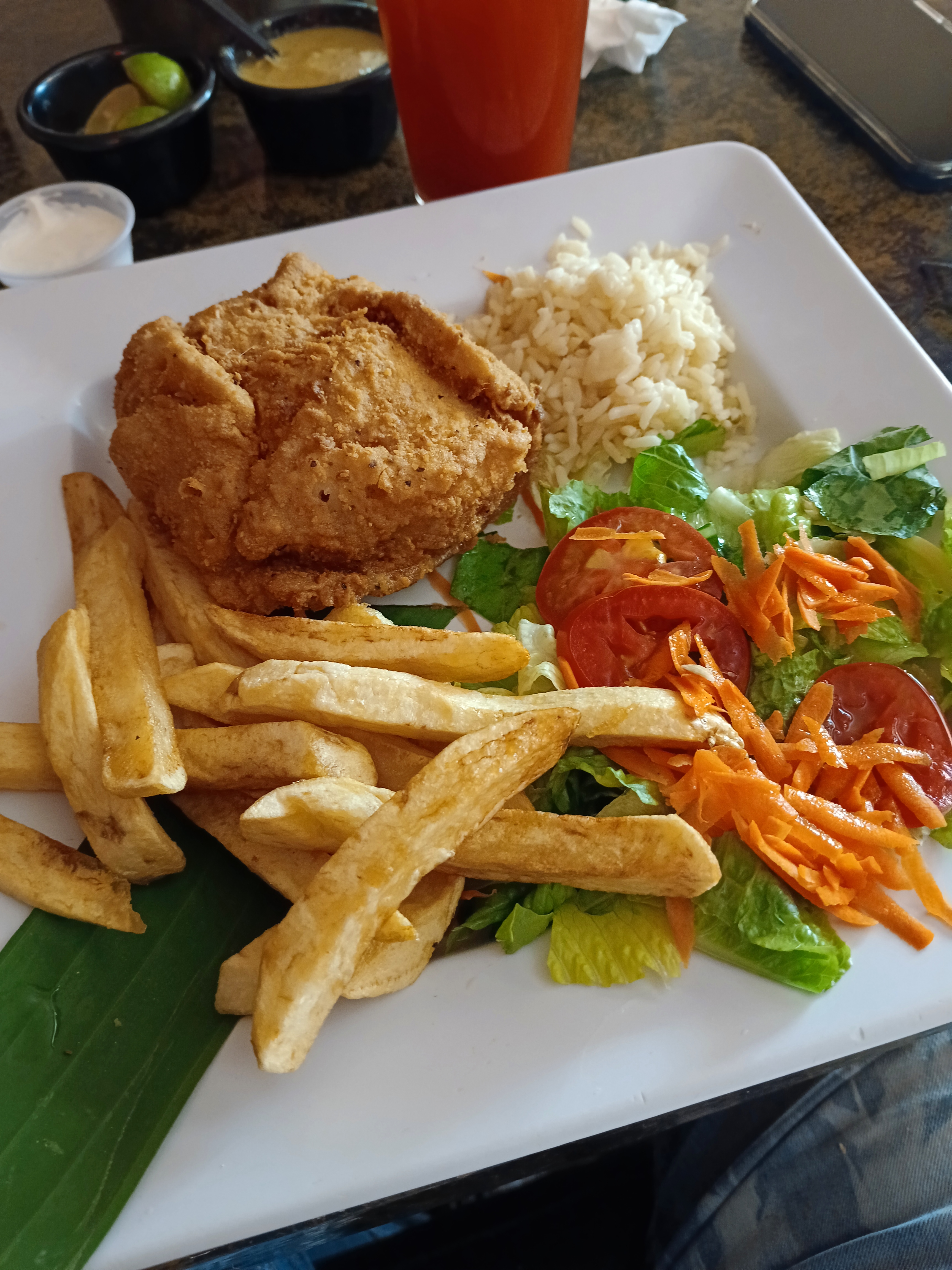 LA ESTRELLA RESTAURANTE image 2