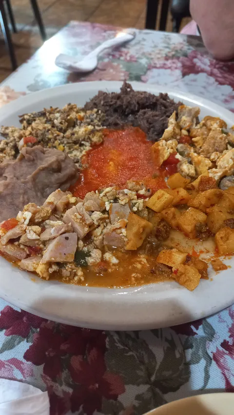 El Tecu image 3