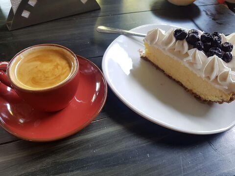 Cielo Rojo Coffee & Bakery image 6
