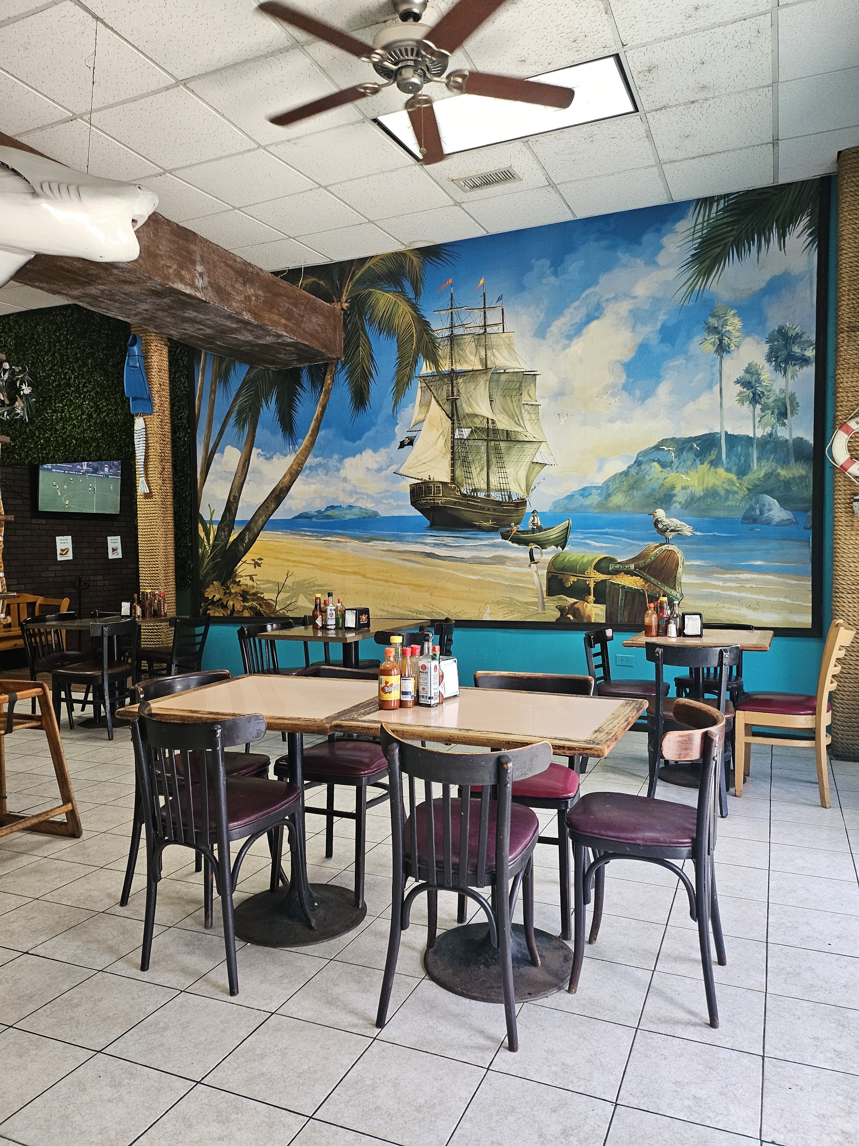 La Estrella Pescados Y Mariscos image 1