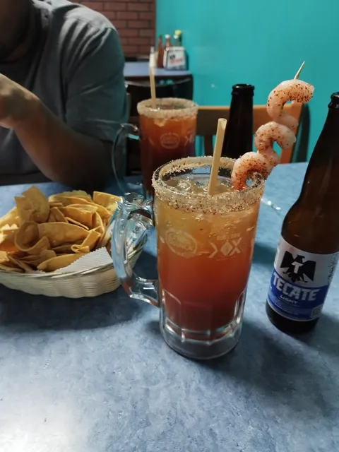 La Estrella Pescados Y Mariscos image 7