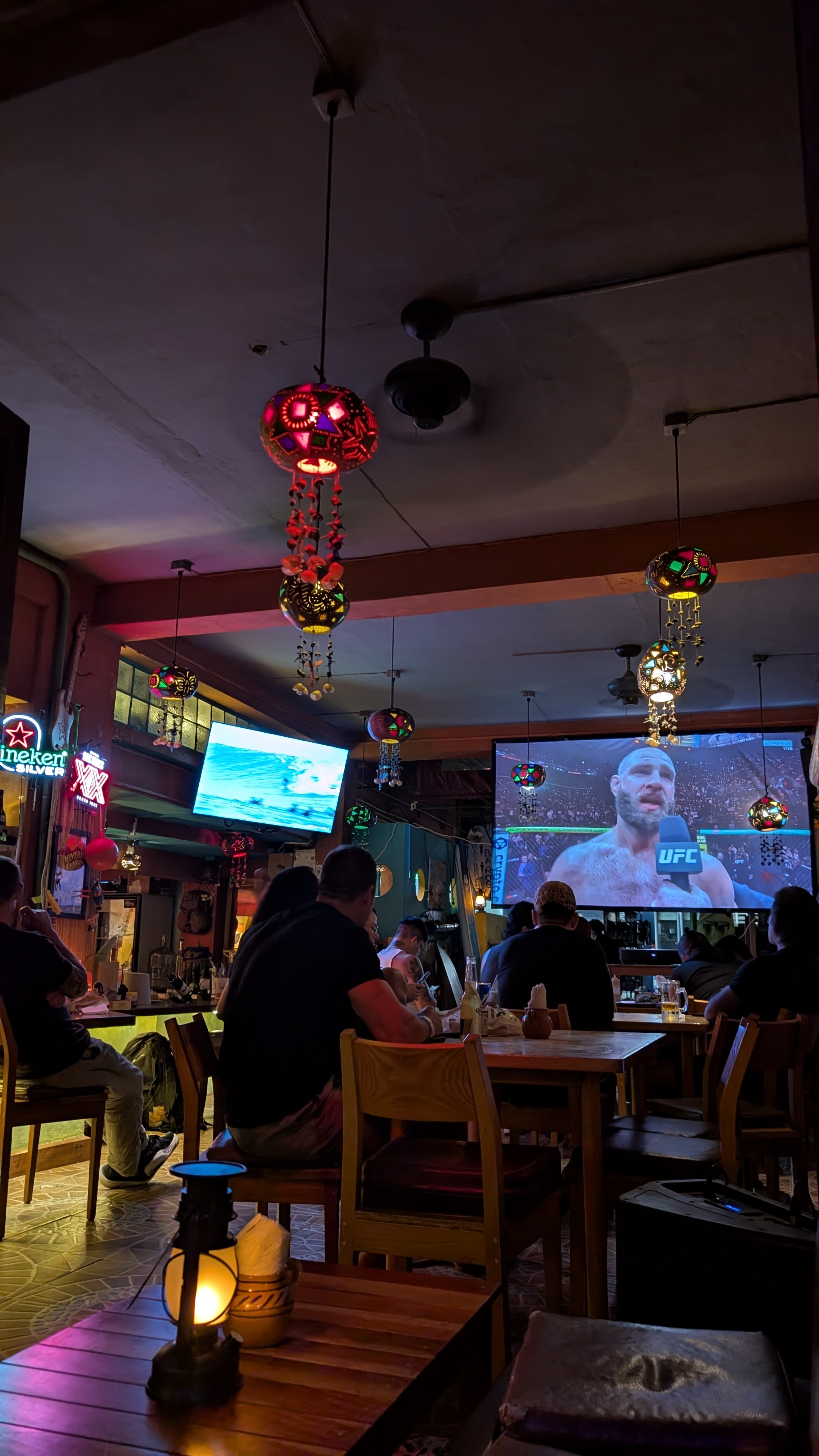 MUZA SURF BAR RESTAURANT image 4