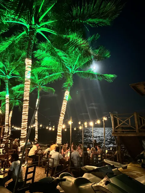 Zenzi Beach image 5