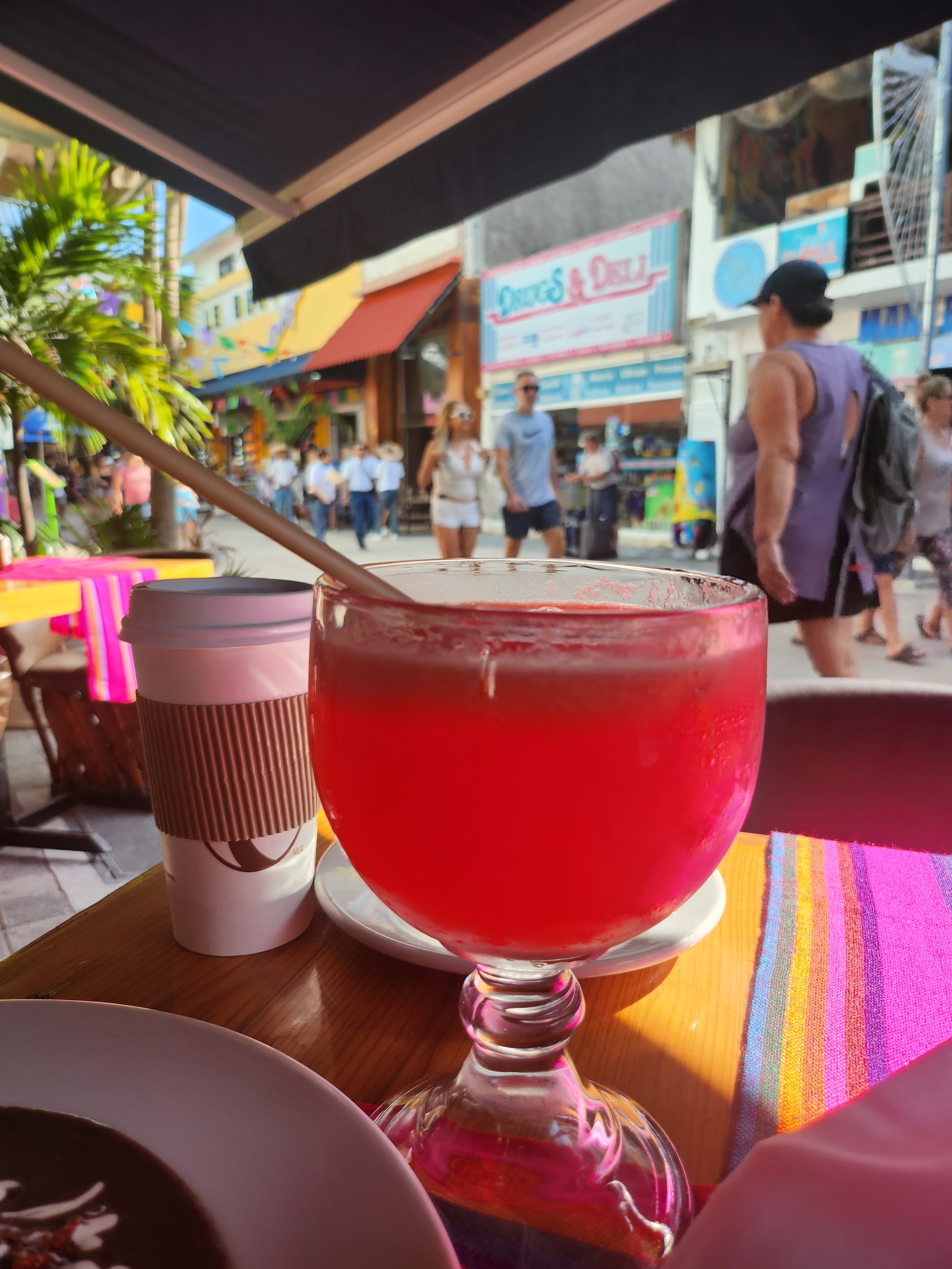 Pez Vela Restaurant image 5