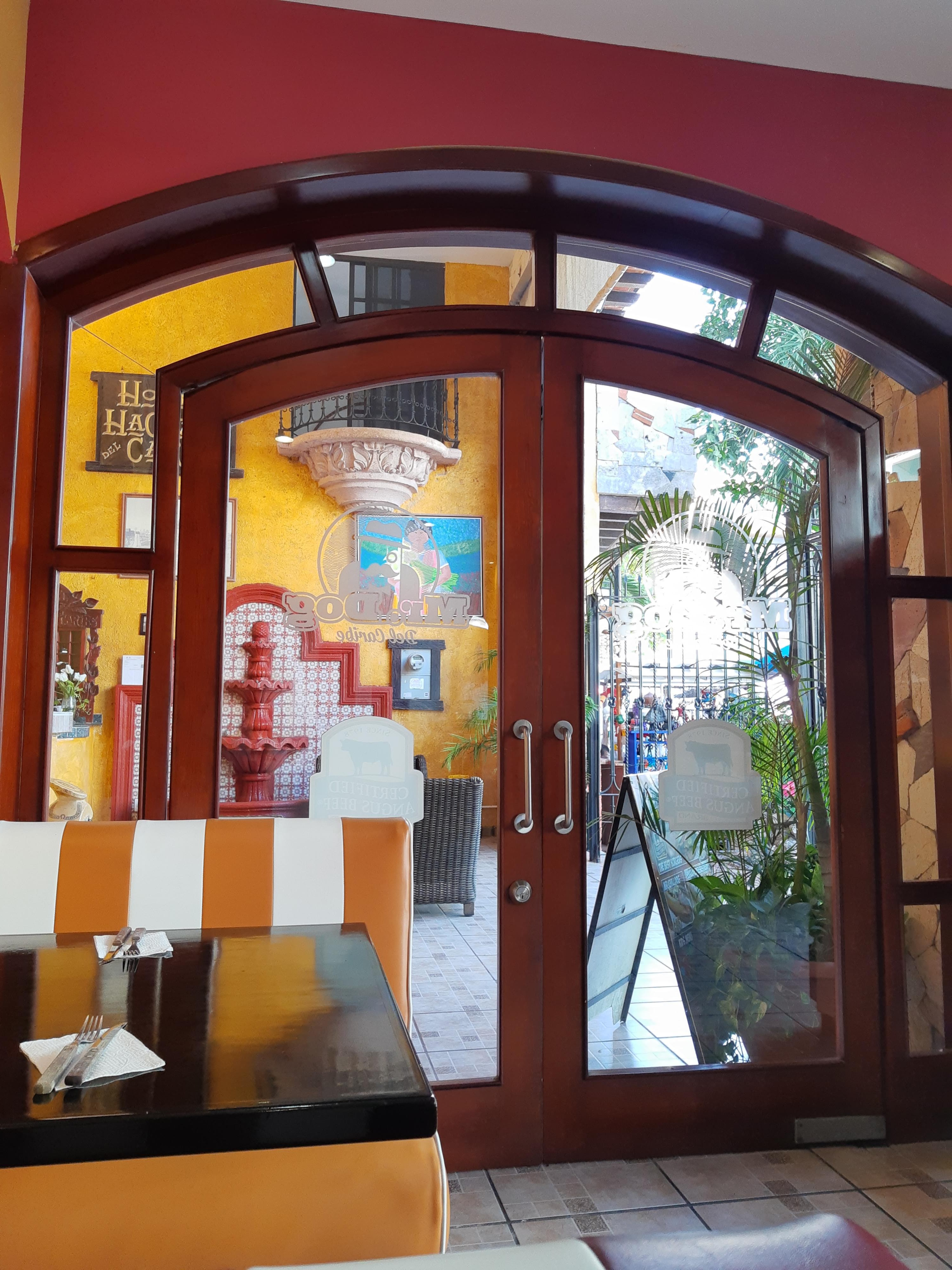 Mr Dog del Caribe Playa Centro image 8