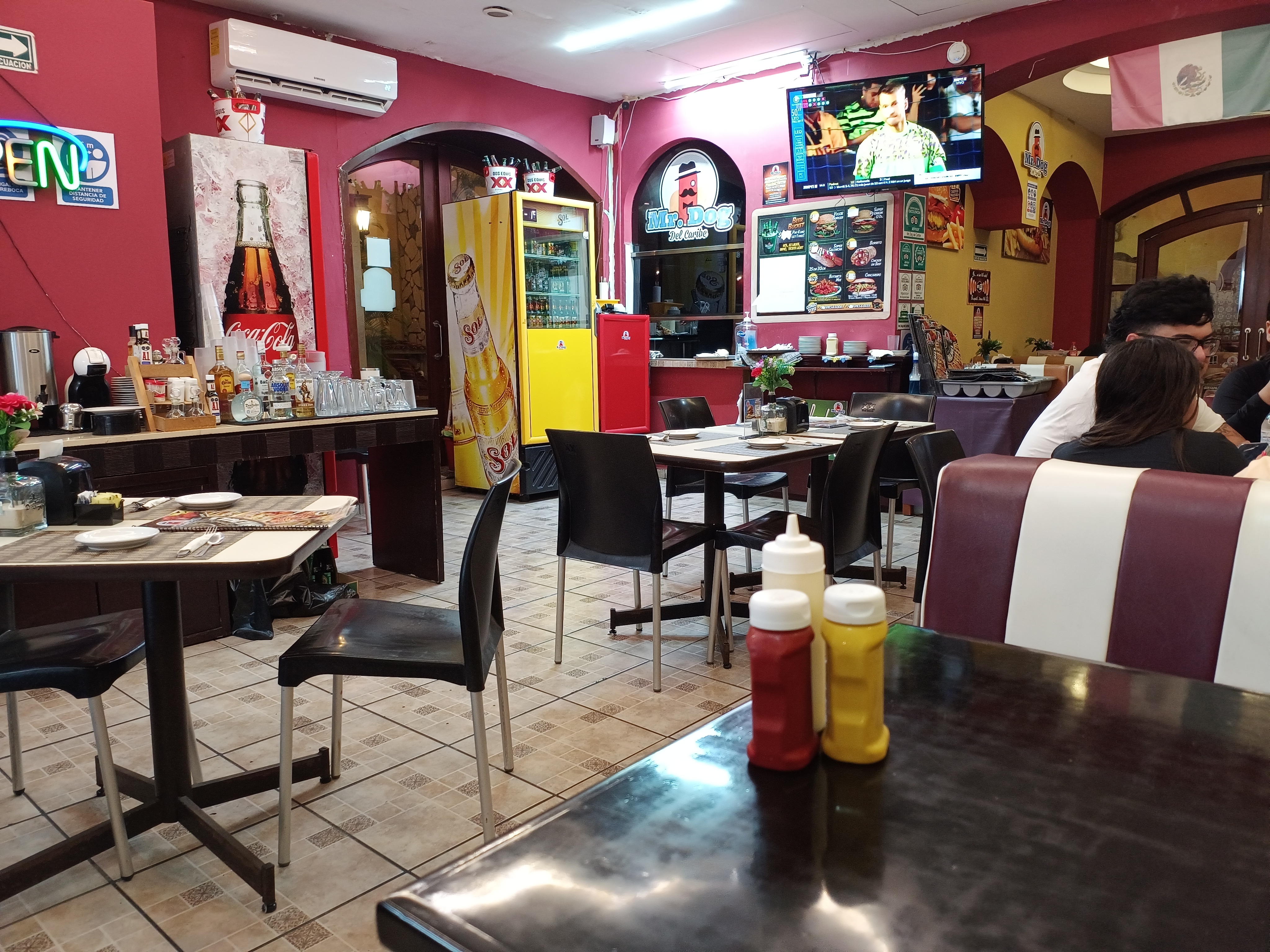 Mr Dog del Caribe Playa Centro image 9