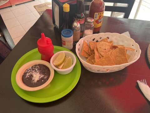 Chac Pel Tacos de mariscos image 6