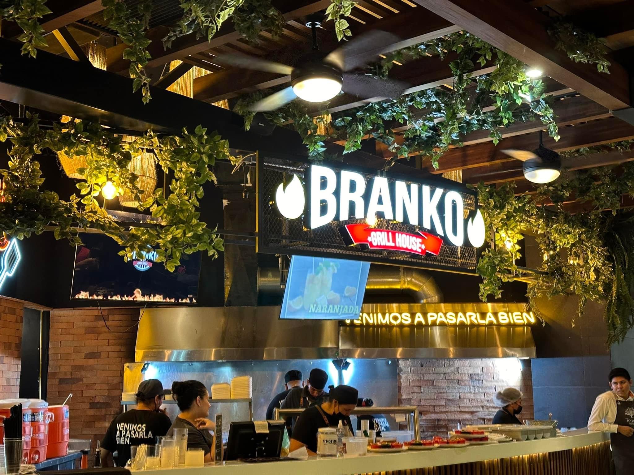Con Branko Grill House en Terraza San Fernando image 3