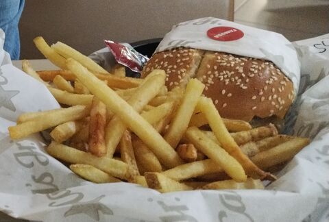 Carl's Jr. San Fernando image 2