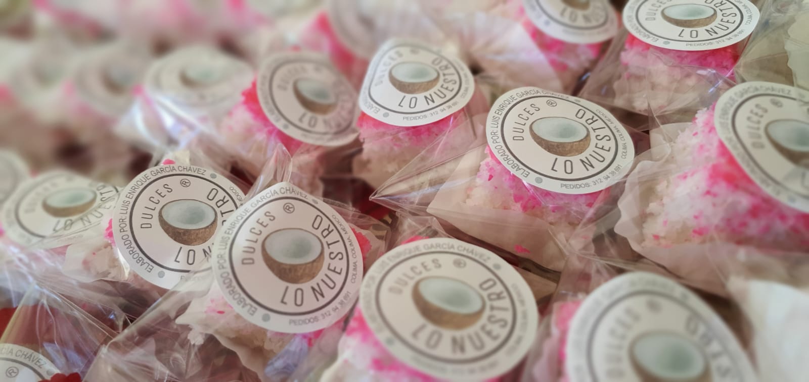 Dulces Lo Nuestro image 3