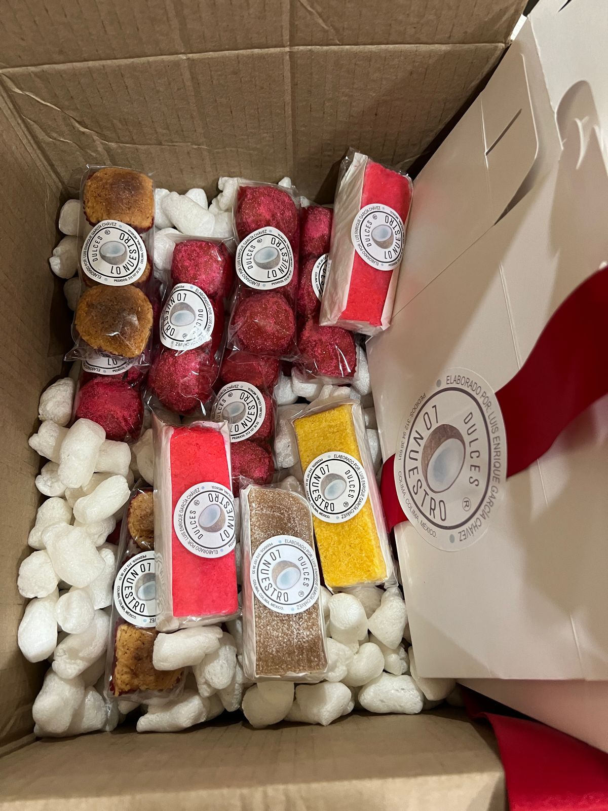 Dulces Lo Nuestro image 4