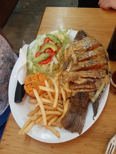 El Molcajete image 3
