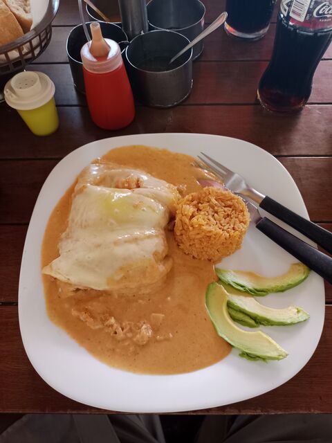 El Molcajete image 6