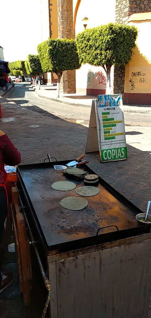 Auténticas gorditas, Quesadillas y sopes Doña REBE Rebe image 7