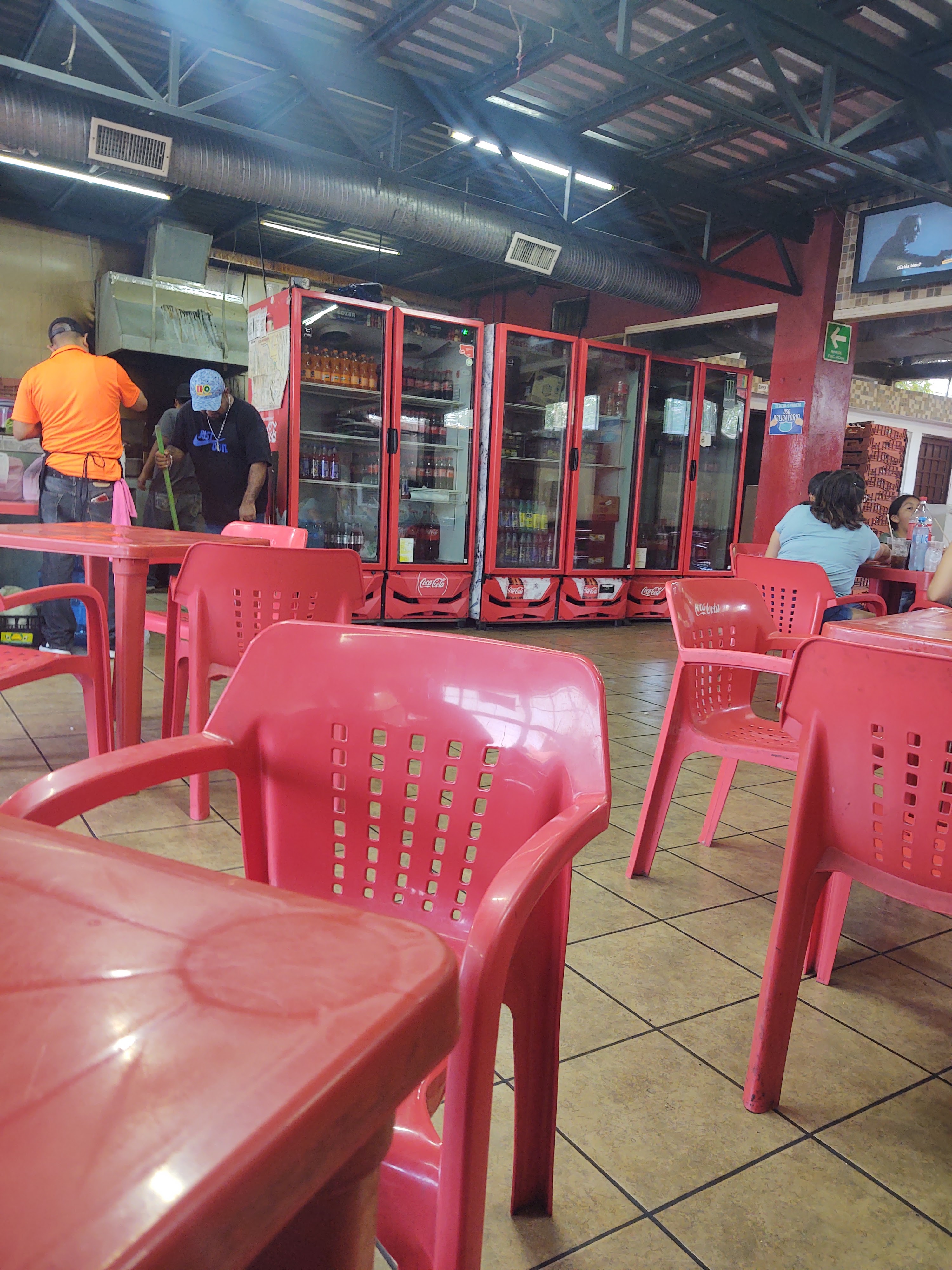 110 Cien Diez Hamburguesas al Carbón image 4