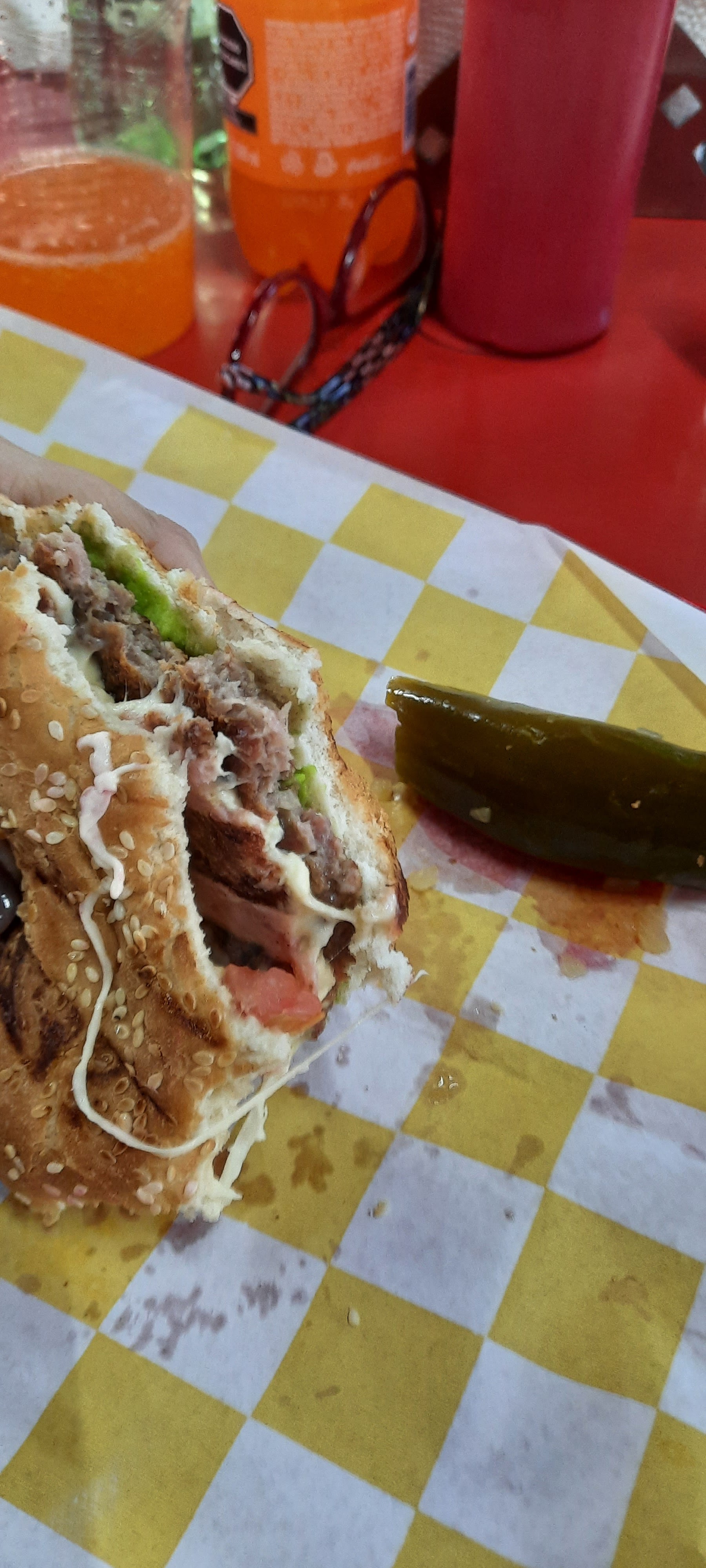 110 Cien Diez Hamburguesas al Carbón image 7